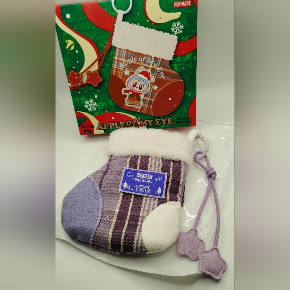 PopMart Apple of My Eye Mini Stocking Magnet Top to close "Snow Dream" - Picture 3 of 5